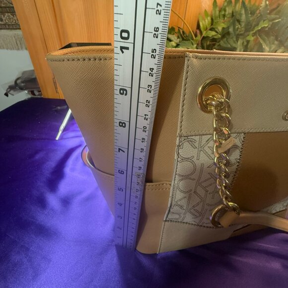 πCalvin Klein Hayden Saffiano Leather Patchwork Double Handle Tote - Handbag - Picture 14 of 16